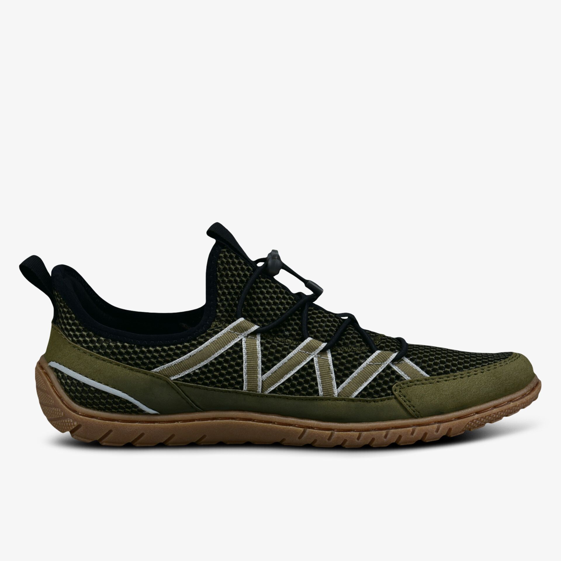 Leichter, atmungsaktiver Schuh mit rutschfester Sohle und flexiblem Design.