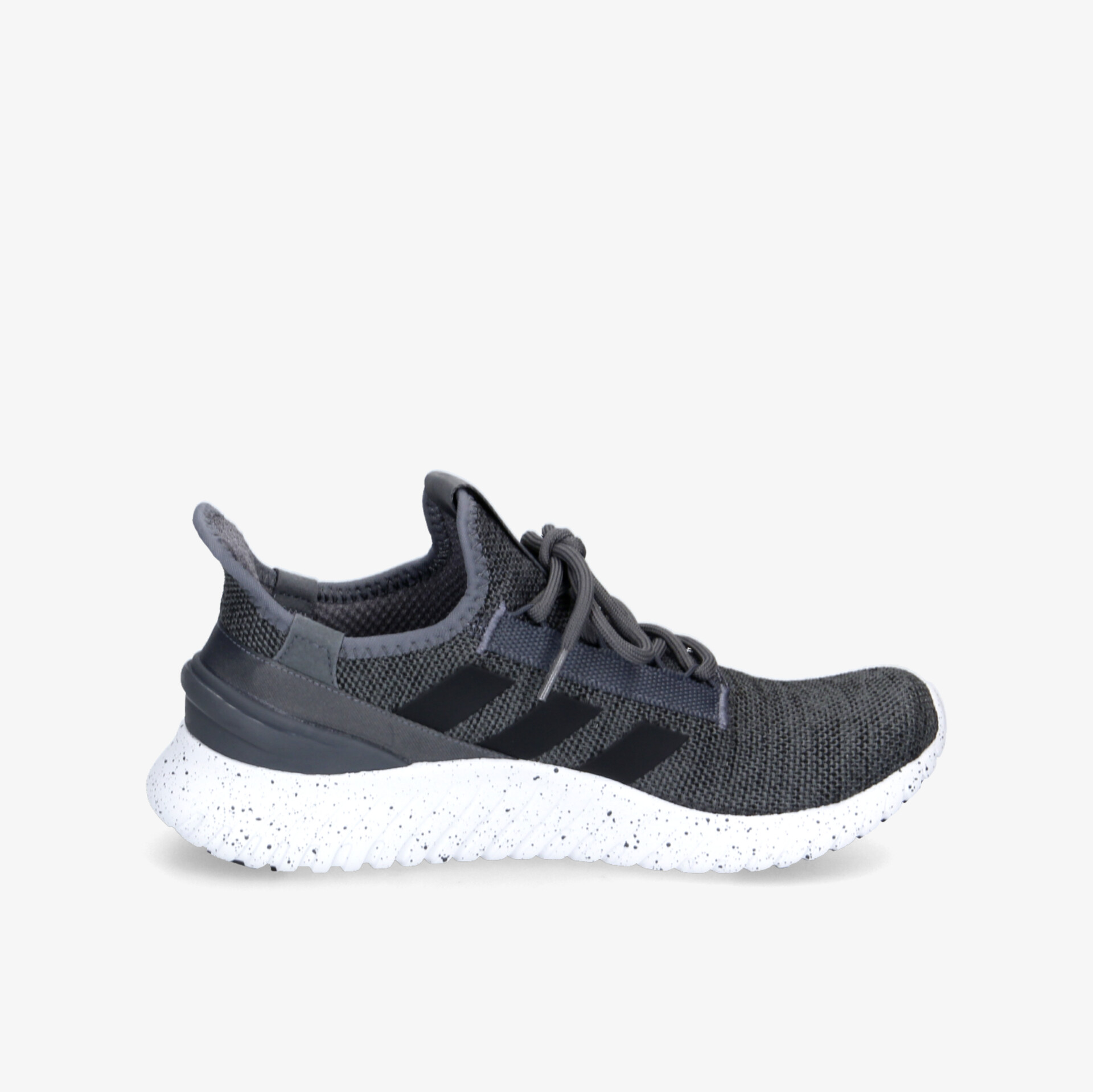 Moderner Sneaker mit atmungsaktivem Obermaterial und bequemer Sohle für optimalen Tragekomfort.