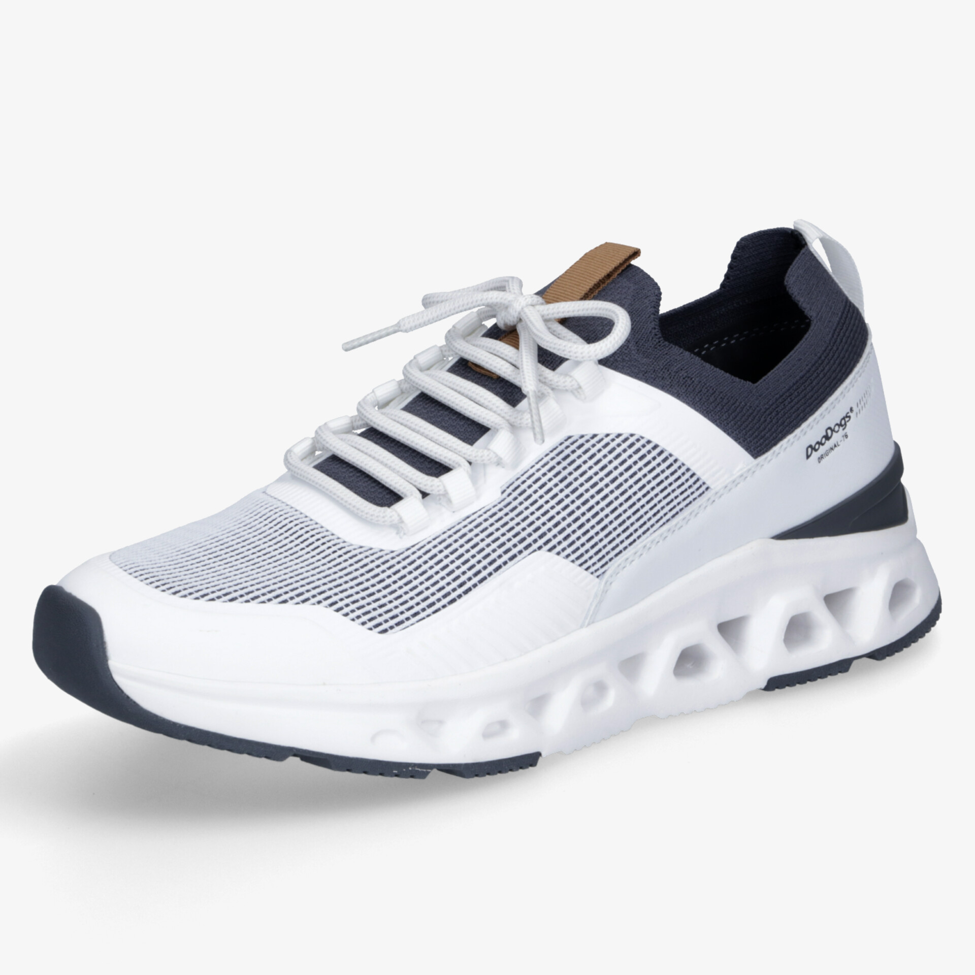 Moderner leichter Sneaker in Weiß und Grau mit atmungsaktivem Mesh, gepolstertem Schaft und rutschfester Sohle