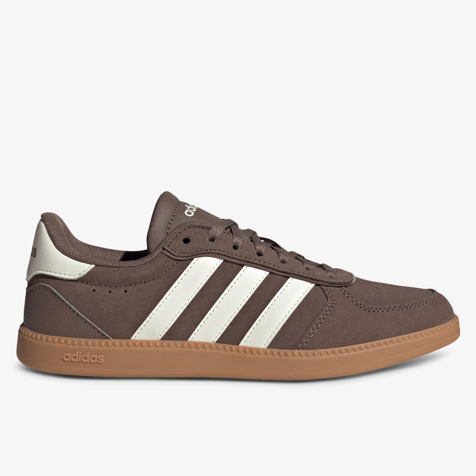 Seitliche Ansicht eines braunen Sneakers mit weißen Streifen und robusten Gummisohle