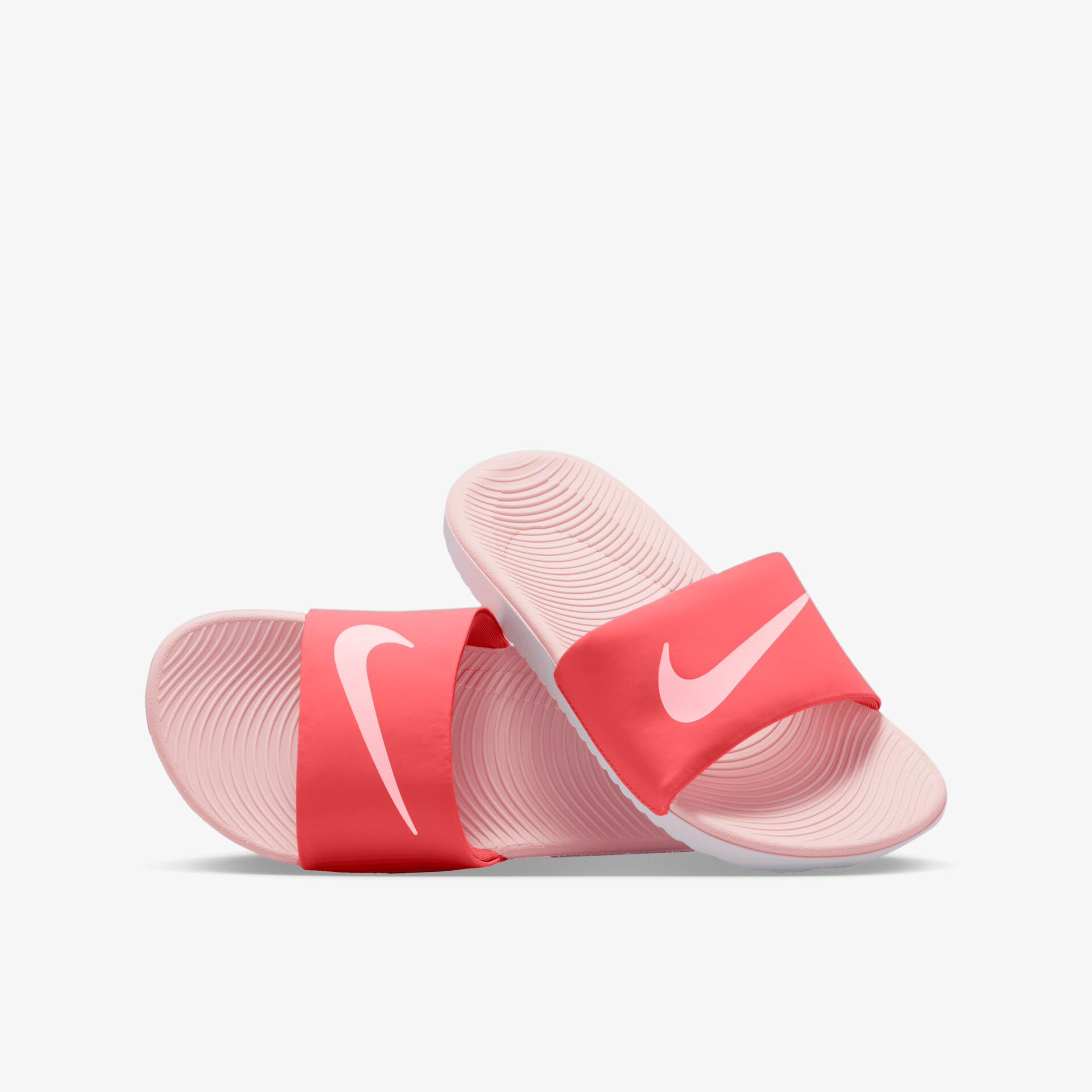 Rote Nike Badelatschen mit weißem Logo, bequem und leicht, ideal für den Freizeitgebrauch