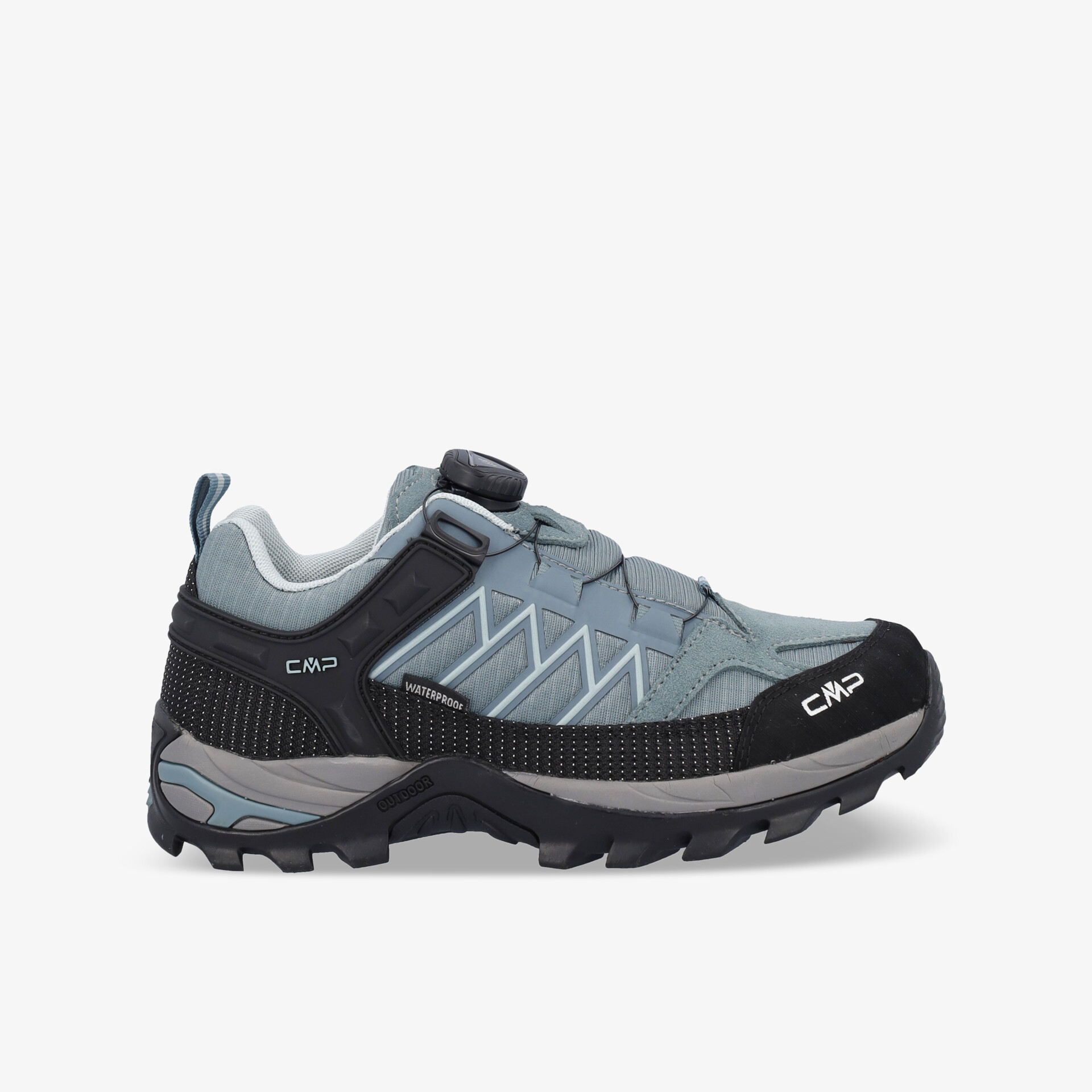 Robuster grauer Trekking-Schuh mit rutschfester Sohle und stabiler Schnürung für optimale Outdoor-Leistung