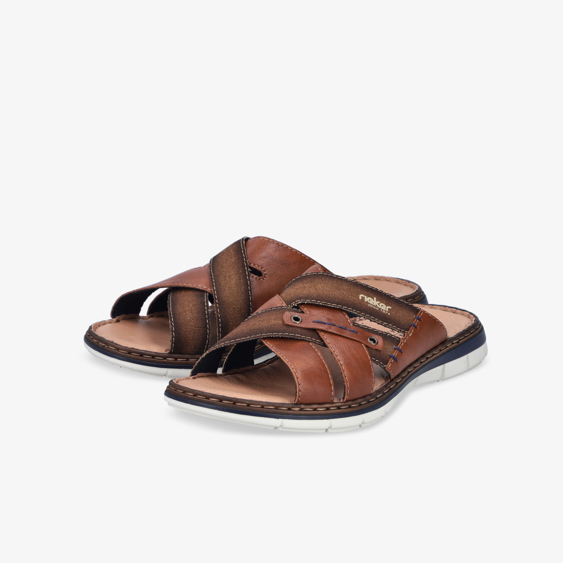 Braune Sandalen mit offenem Zehenbereich und robusten Sohlen, leicht und komfortabel für den Alltag.