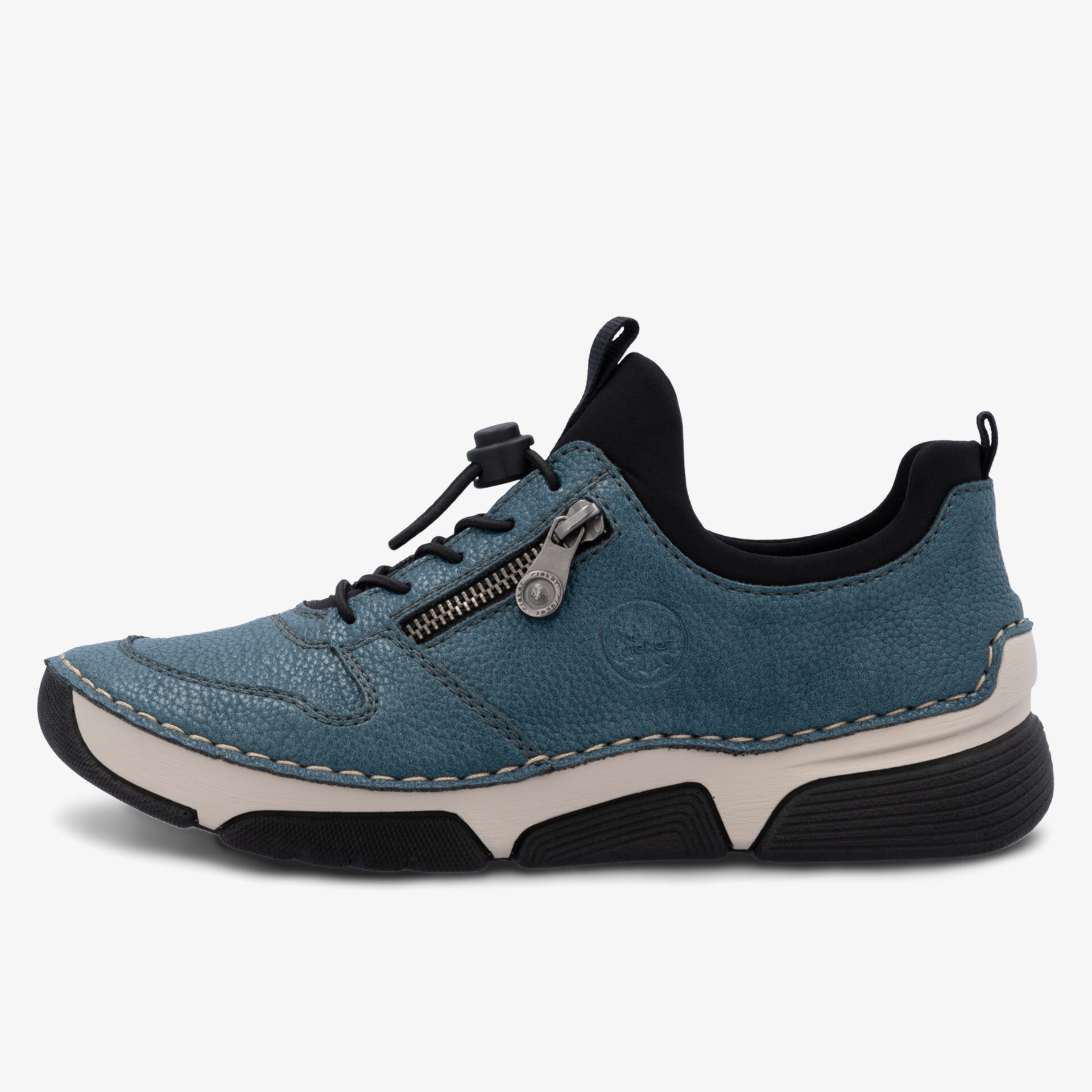 Seitlich sichtbarer sportlicher Sneaker mit seitlichem Reißverschluss und flexibler Sohle in modernem Design