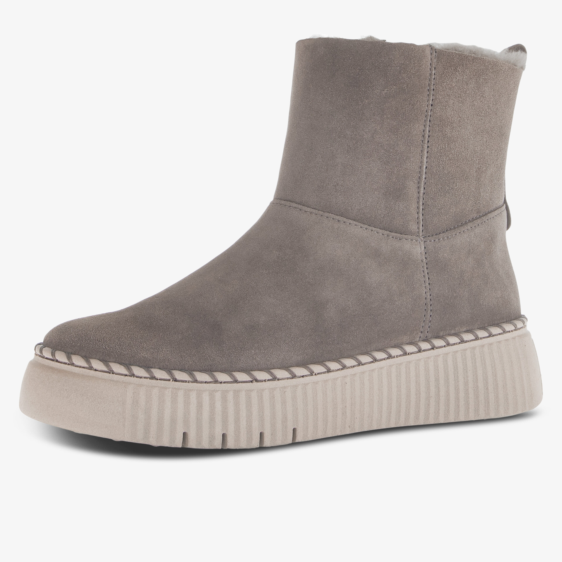 grauer Stiefel mit flachem Schaft und profilierter Sohle, seitliche Ansicht, komfortabel und lässig