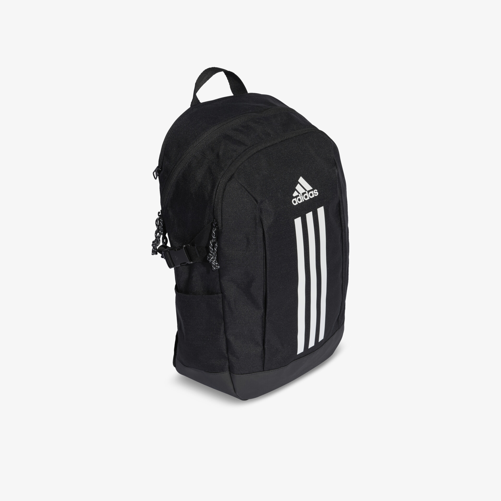 Schwarzer Adidas Rucksack in Frontansicht mit drei weißen Streifen und praktischem Reißverschlussfach