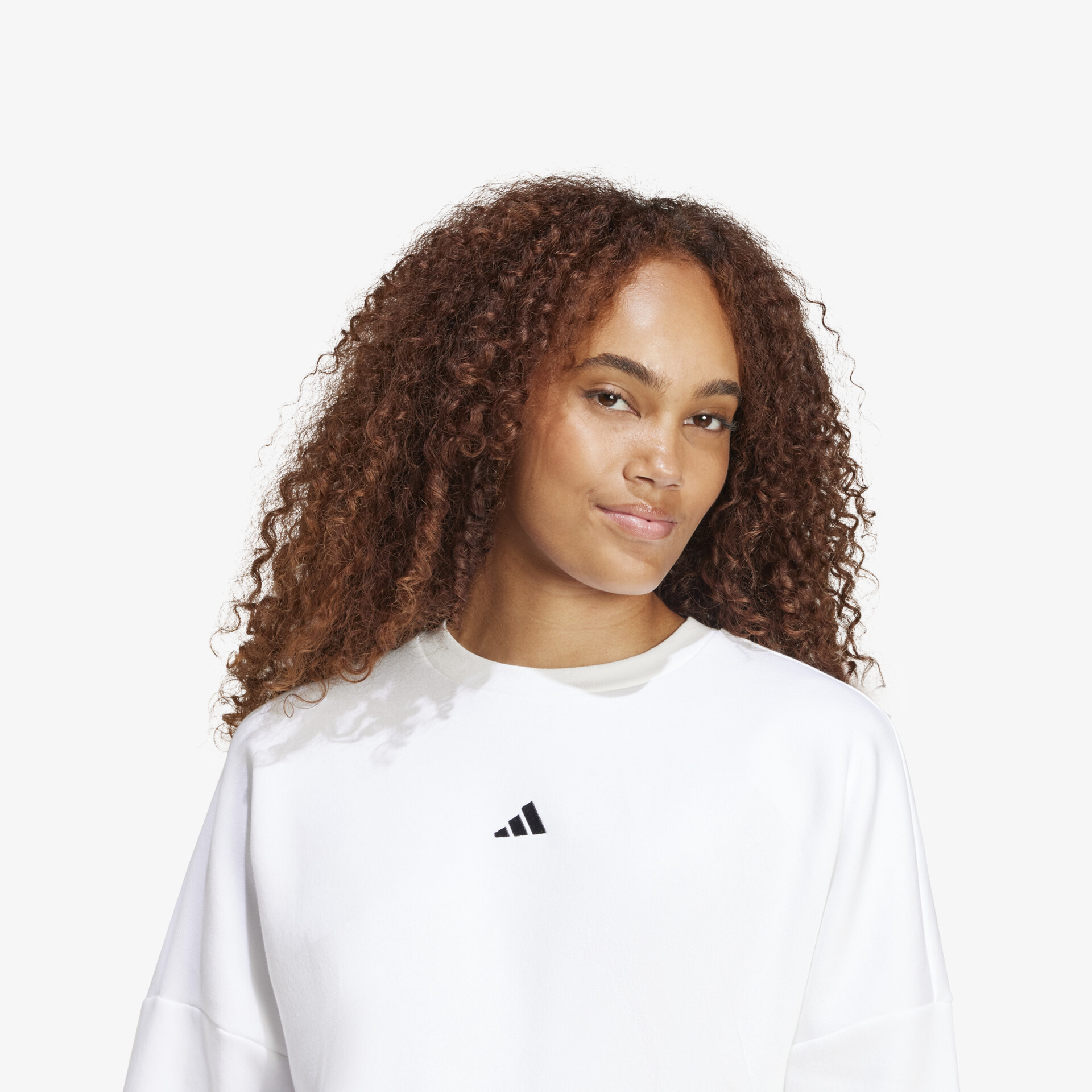 Weißes sportliches T-Shirt mit kurzem Arm, bequemes und leichtes Material, minimalistisches Adidas-Logo vorne