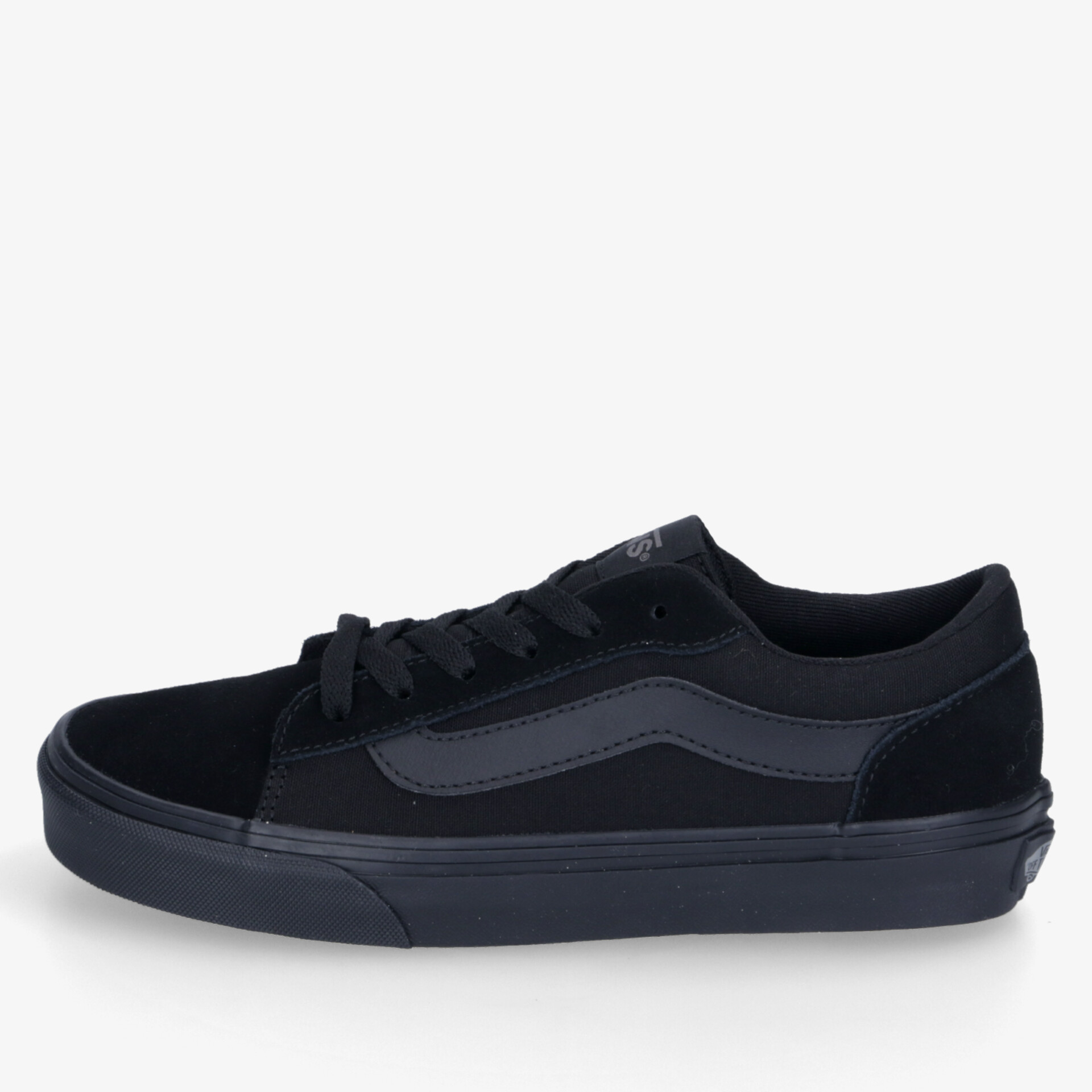Schwarzer Sneaker in seitlicher Ansicht mit robustem Material, komfortabler Passform und klassischen Schnürsenkeln