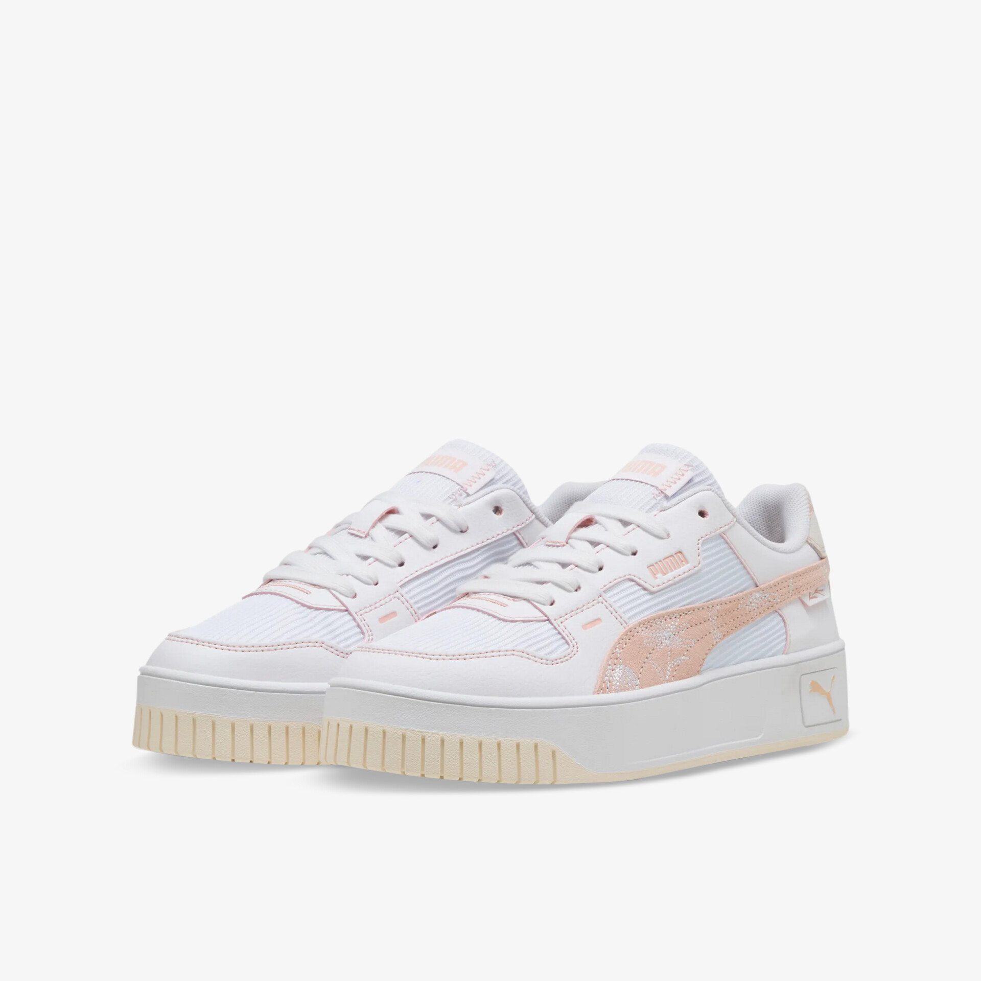 Sportliche weiße Sneaker mit beiger Sohle, komfortabel und leicht, ideal für aktiven Alltag und vielseitigen Einsatz