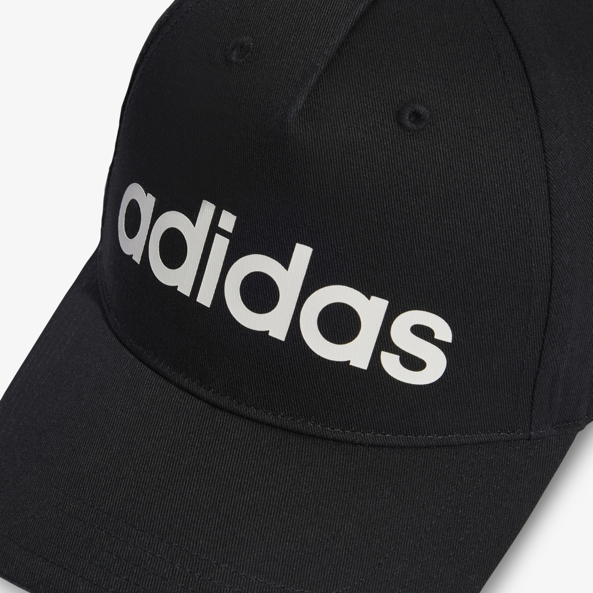 Schwarze adidas Cap mit auffälligem Logo, ideal für sportliche und modische Freizeitbekleidung.