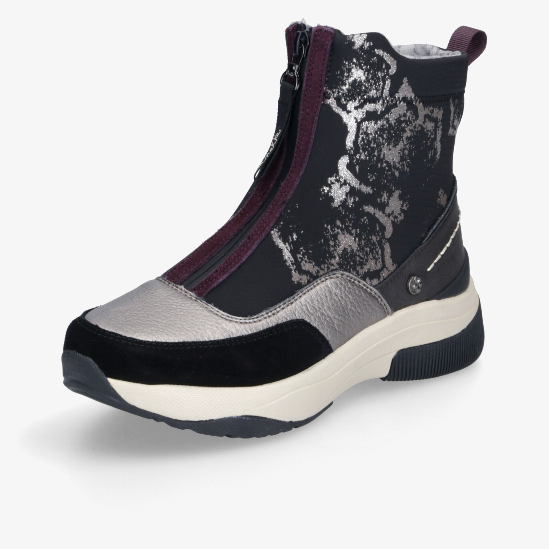 Schuh mit modernem Design und bequemem Reißverschluss, stabiler Sohle und hohem Schaft in 3/4 Ansicht