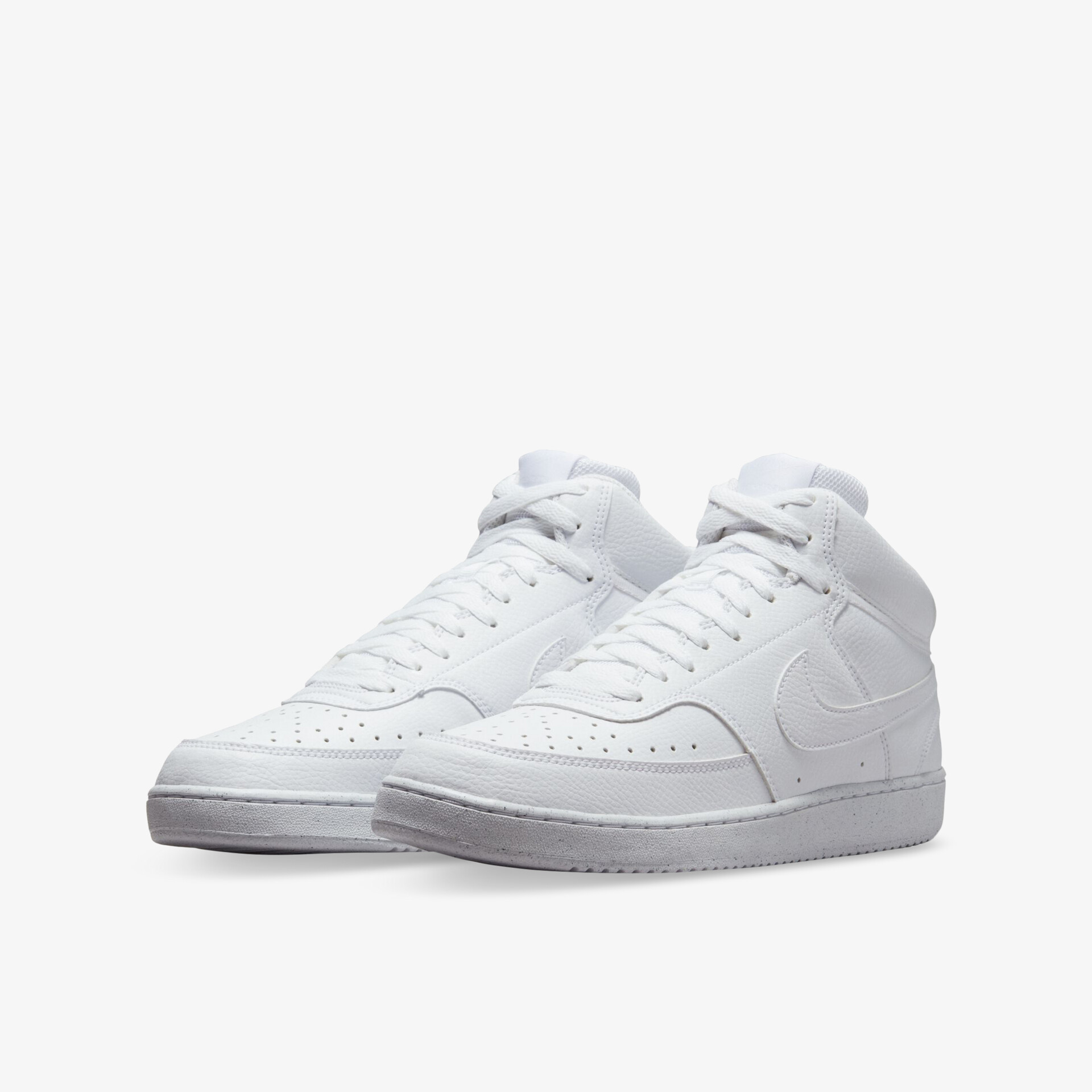 Elegante weiße Sneaker mit hohem Tragekomfort und sportlichem Look. Perfekt für Alltag und Freizeit.