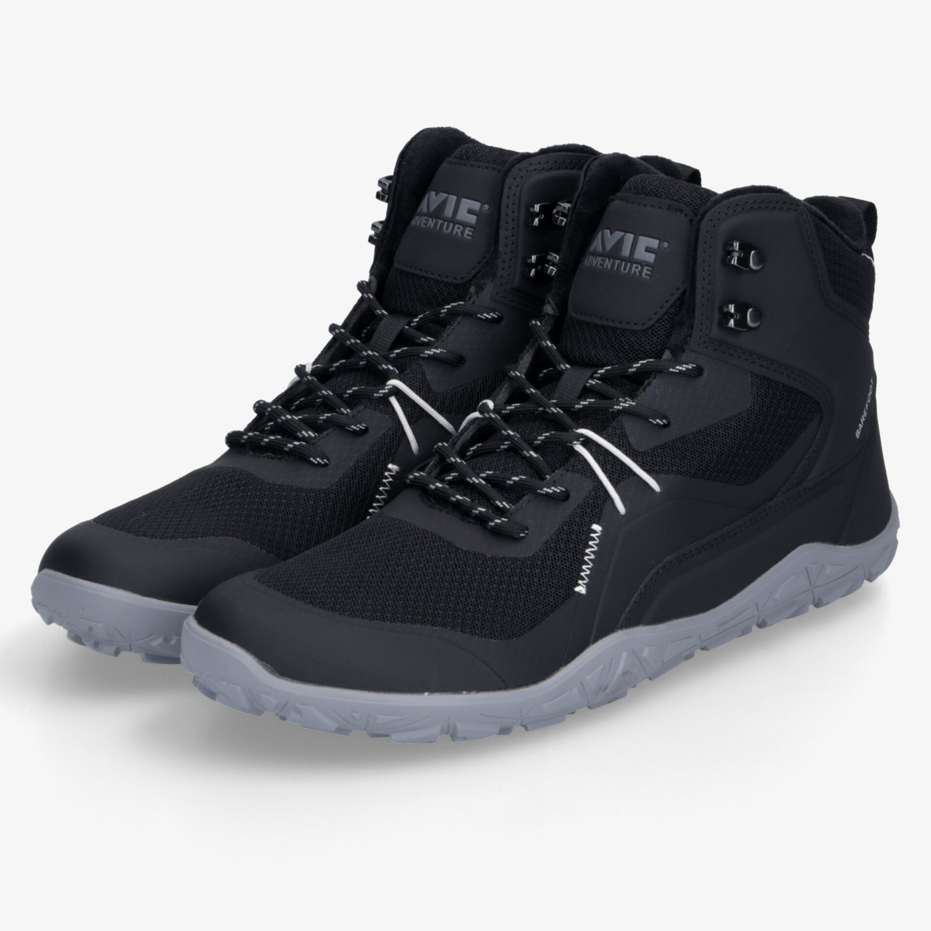 Robuste, leichte Wanderschuhe mit gepolsterter Schnürung und rutschfester Sohle für optimalen Outdoor-Komfort