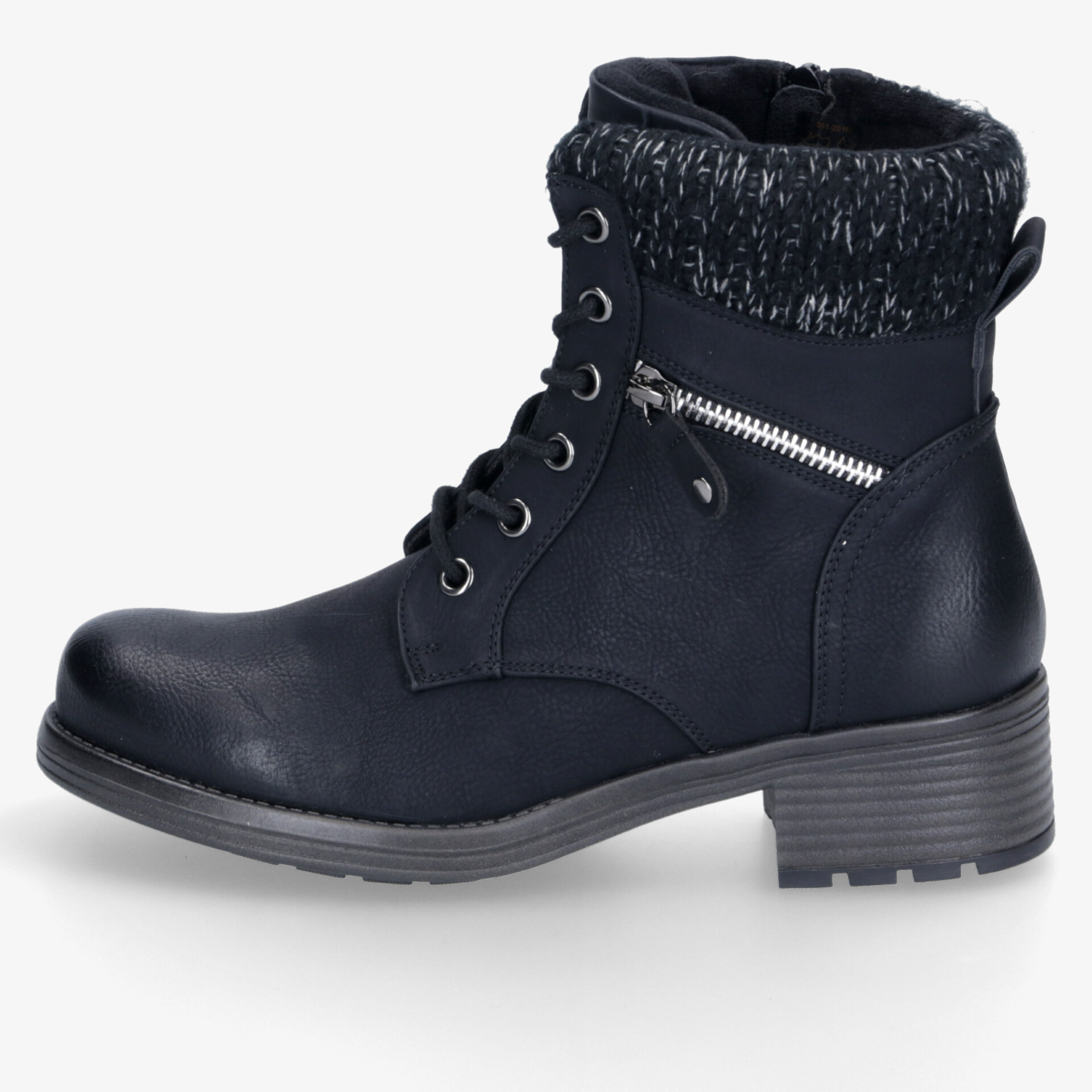 Schicker, schwarzer Schnürstiefel mit warmem Futter und bequemem Absatz, ideal für kalte Tage.