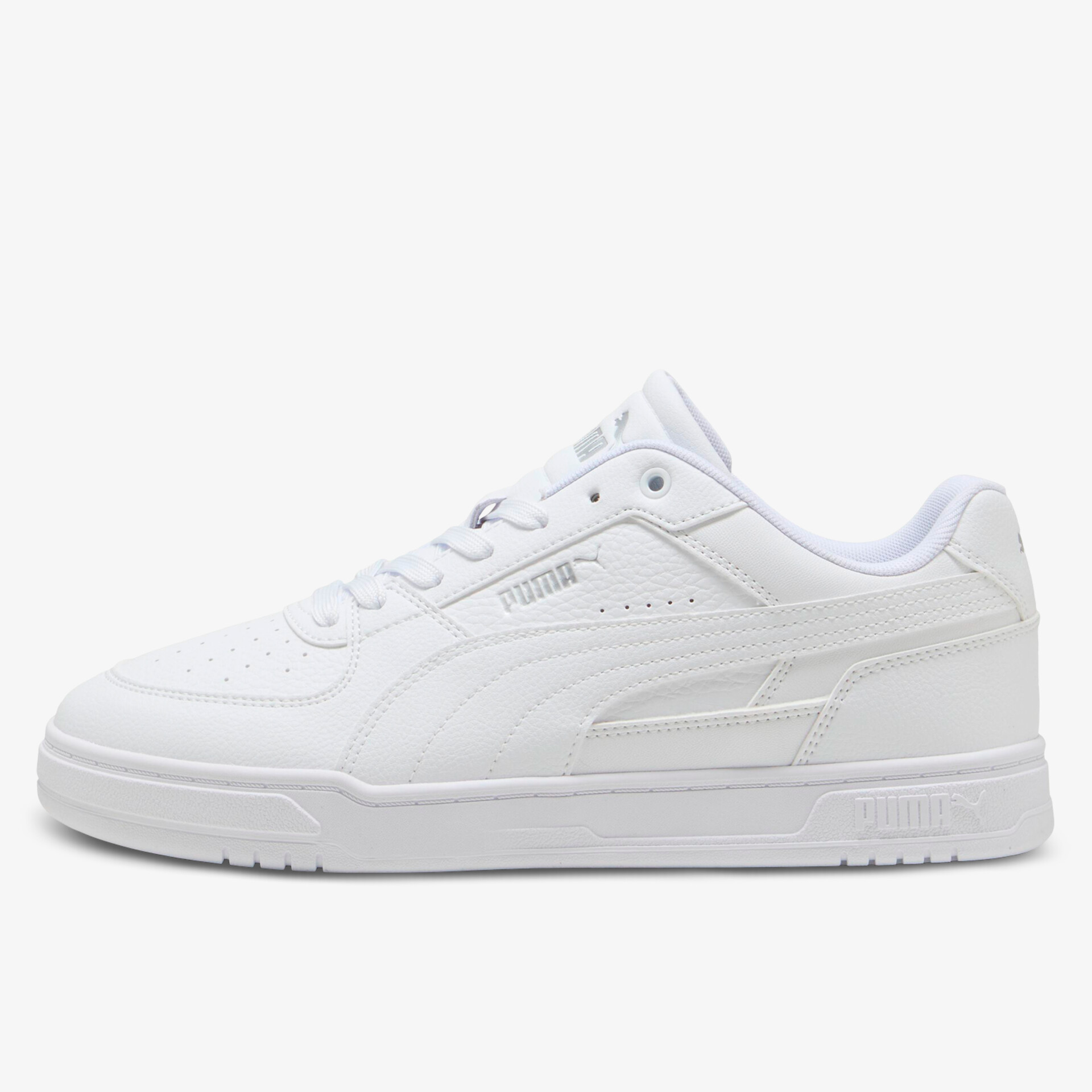 Seitenansicht eines weißen Sneakers mit klaren Linien und sportlichem Design