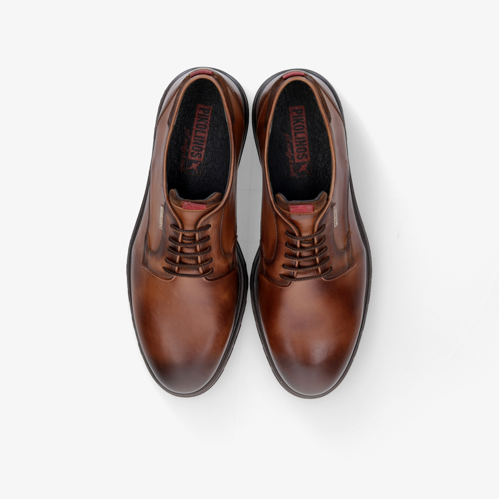 Elegante braune Lederschuhe mit Schnürung, ideal für formelle Anlässe und stilvolle Outfits.