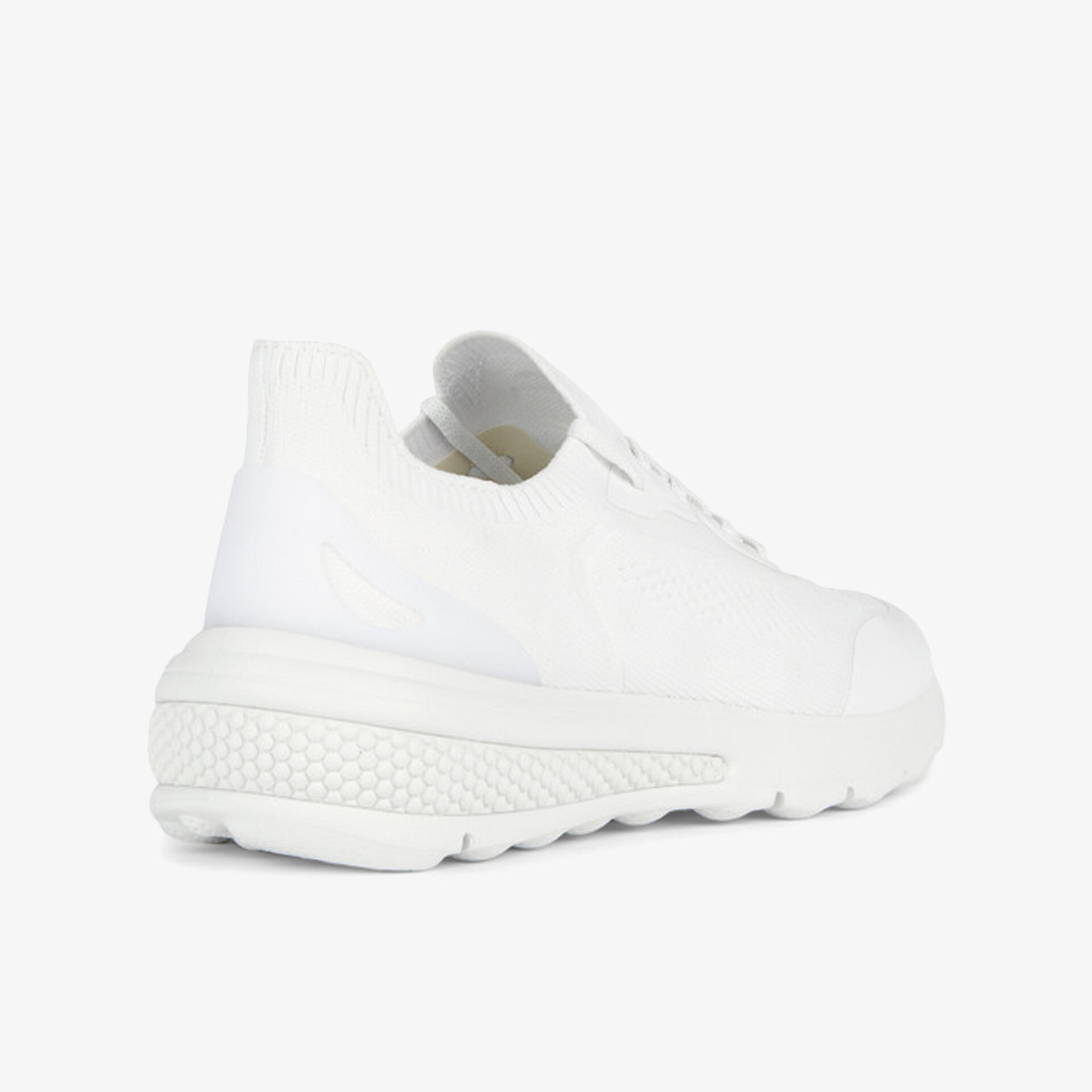 Moderner weißer Sneaker mit komfortabler Sohle und stilvollem Design, ideal für vielseitige Gelegenheiten.