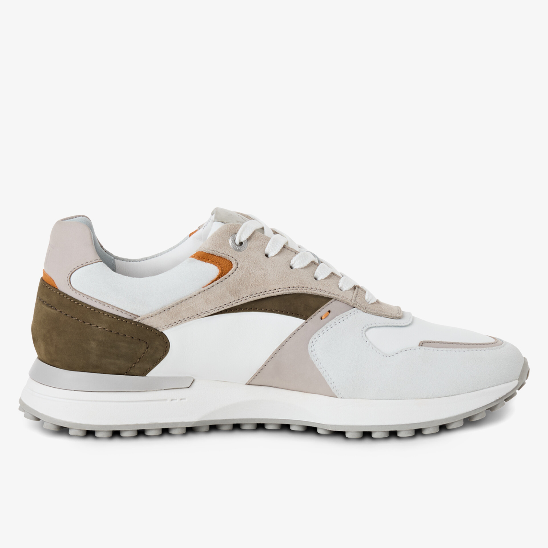 Sportlicher Schuh mit robuster Sohle und atmungsaktivem Material, komfortabel und leicht für vielseitige Einsätze