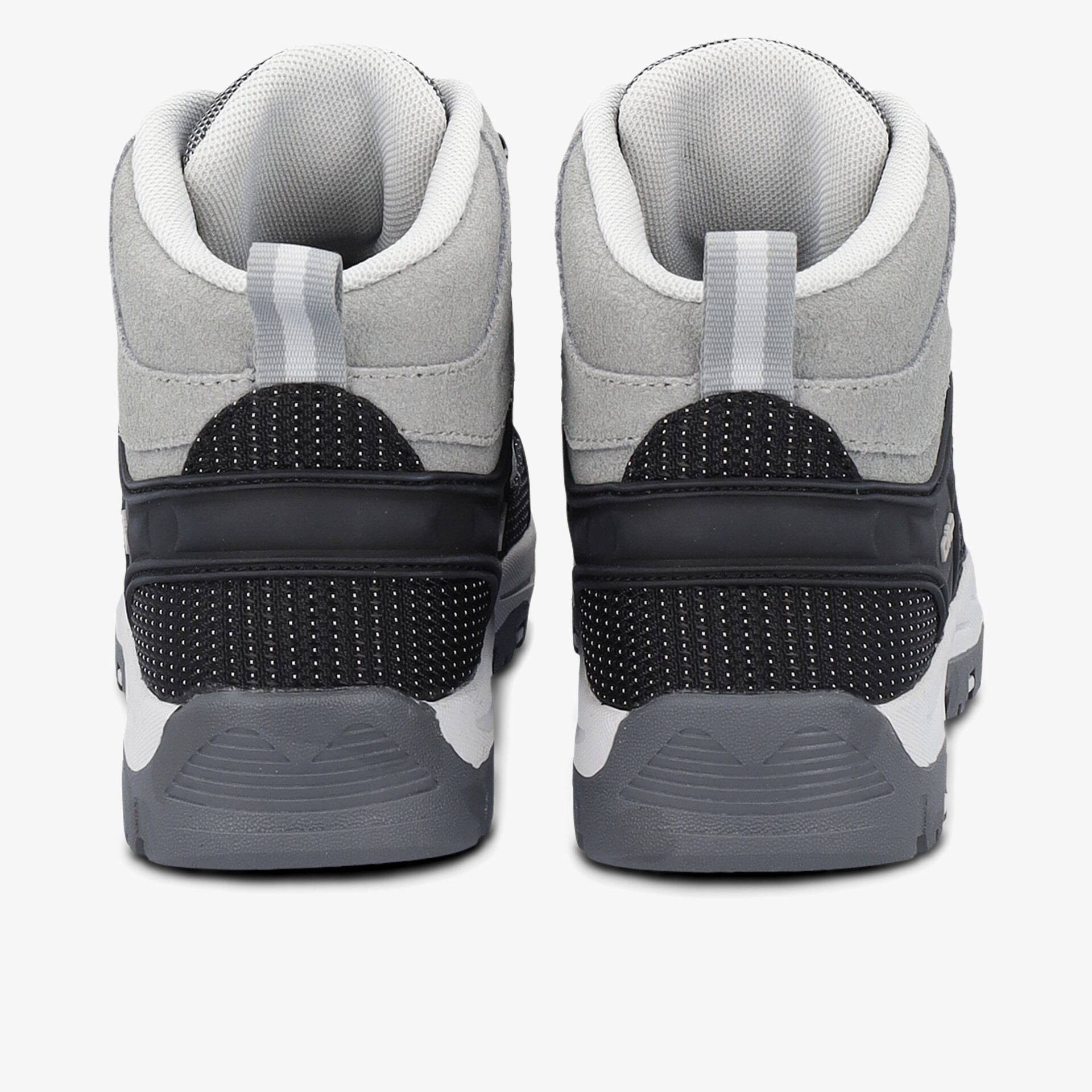 Hochwertige Schuhe mit rutschfester Sohle und modernem Design für maximalen Komfort im Alltag.