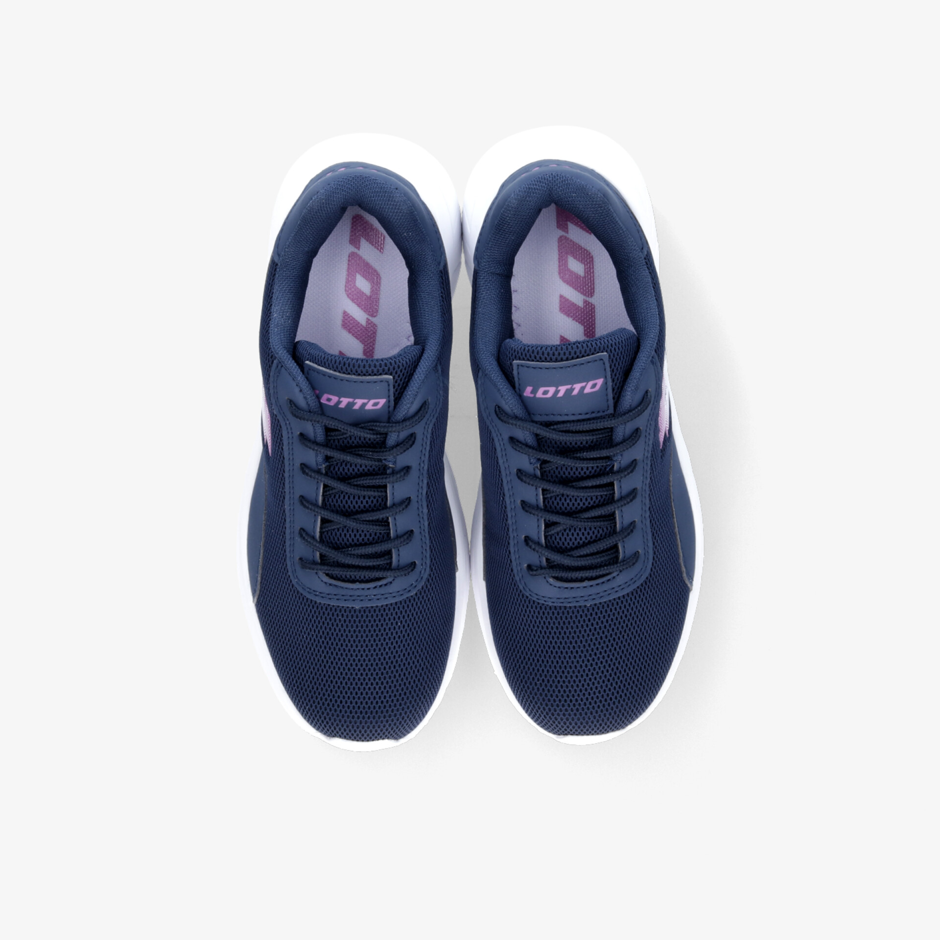 Leichte blaue Sportschuhe mit atmungsaktivem Material und rutschfester Sohle, optimaler Komfort und stabile Passform