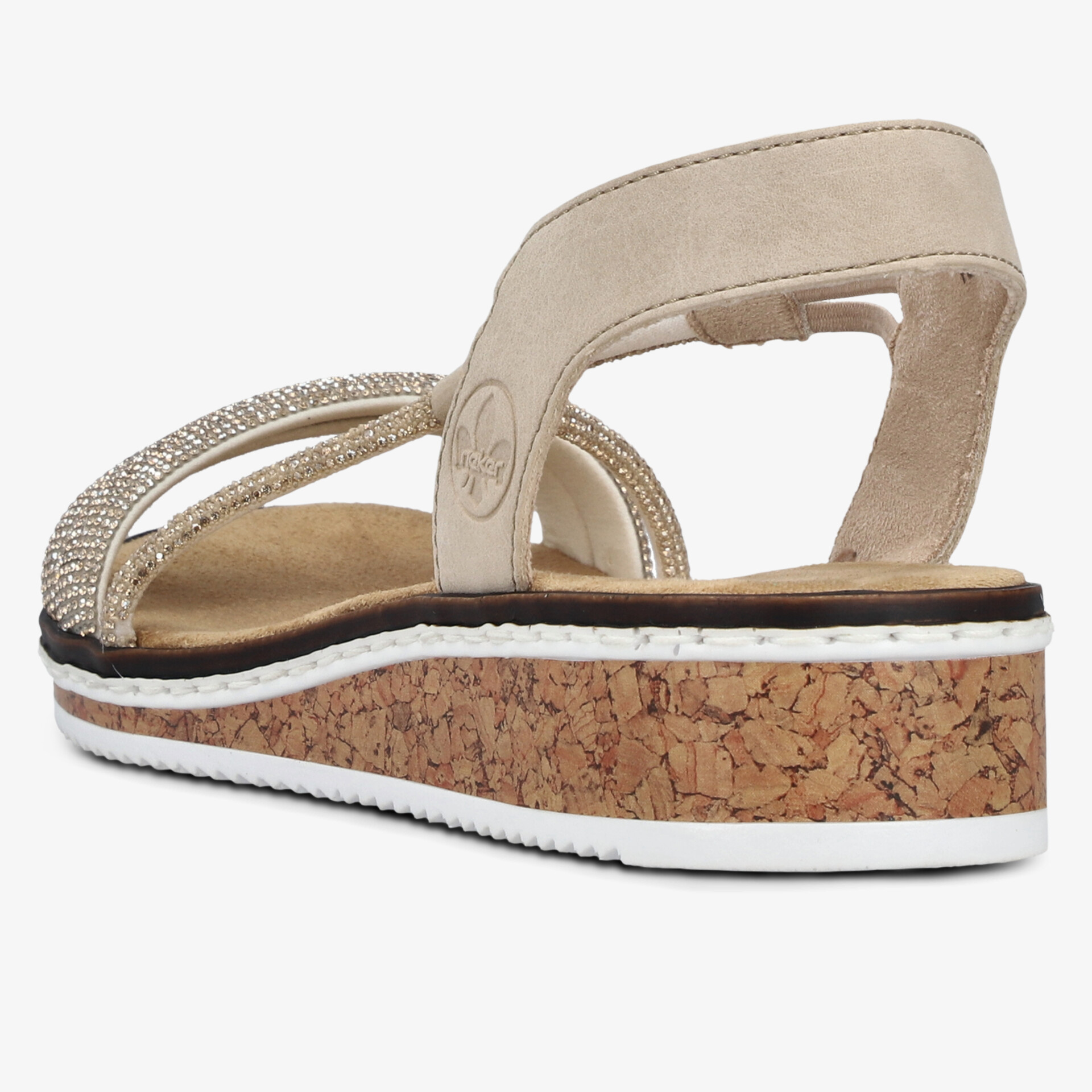 Seitliche Ansicht eines komfortablen Sandalen-Sommerschuhs mit Kork-Keilabsatz und rutschfester Sohle