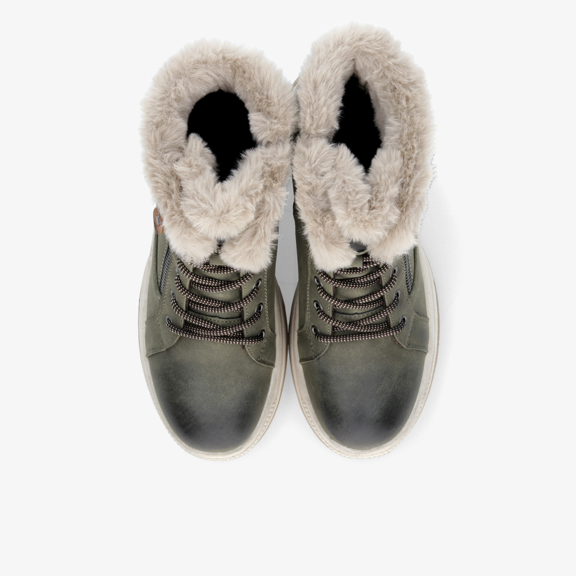 Paar gefütterte Schuhe mit warmem und weichem Innenfutter, robust und bequem für kalte Tage