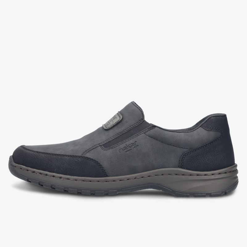 Bequeme und robuste Slipper mit rutschfester Sohle für vielseitigen Einsatz.