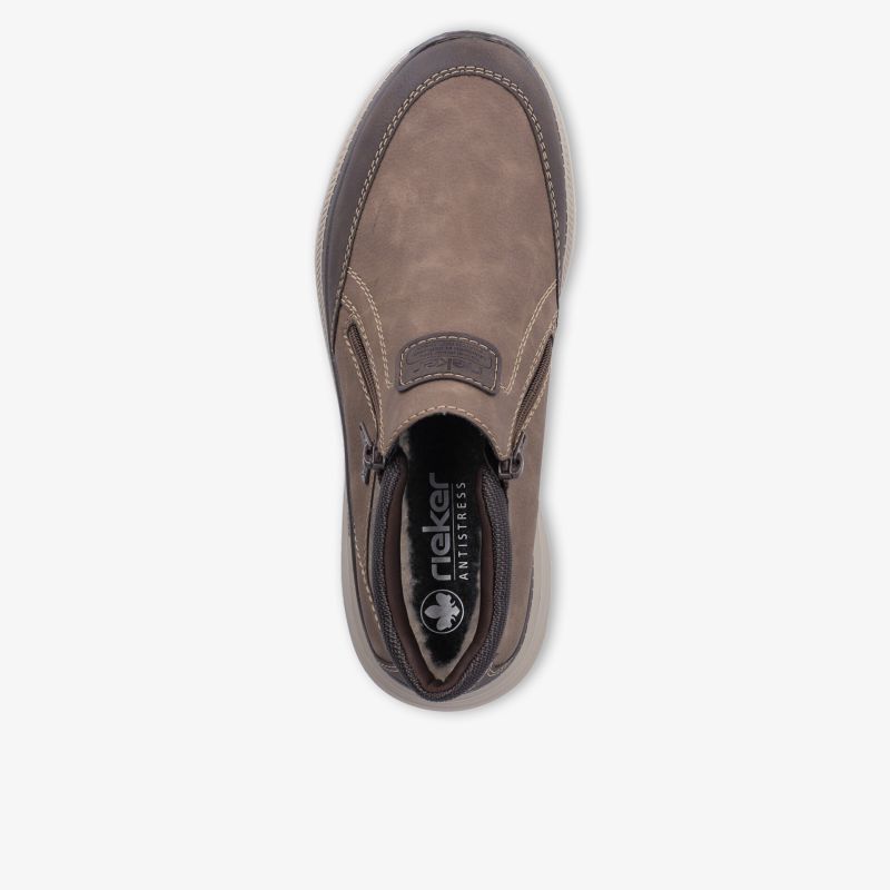Bequemer Schuh aus hochwertigem Leder mit rutschfester Sohle und elegantem Design, Draufsicht