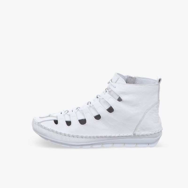 Moderner weißer High-Top-Sneaker, stilvoll und bequem für den täglichen Einsatz.