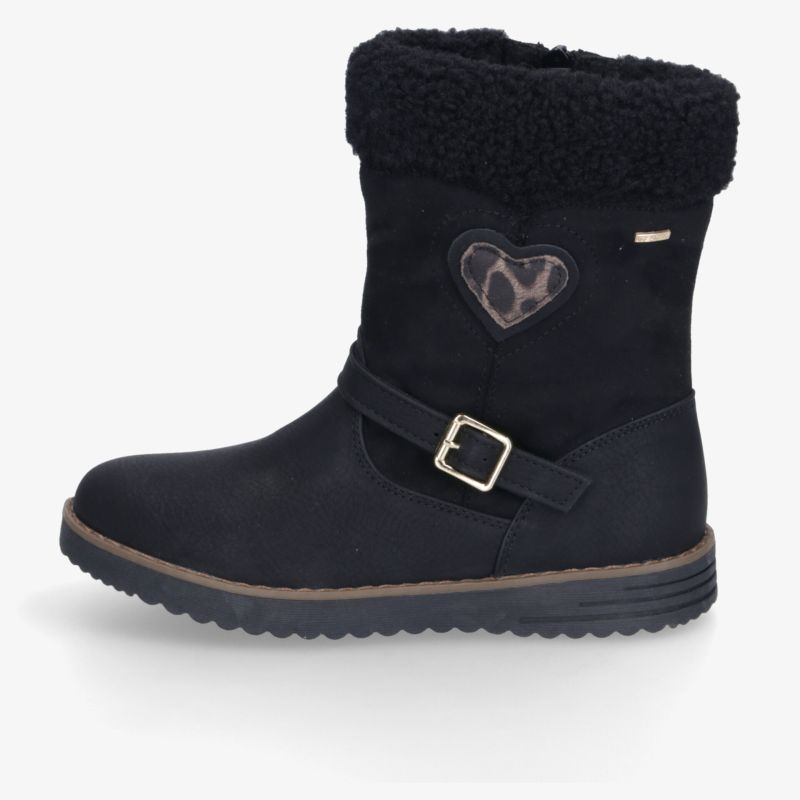 Schwarzer Winterstiefel mit kuscheligem Schaft, dekorativem Herzdetail, seitlichem Riemen und profilierter Laufsohle