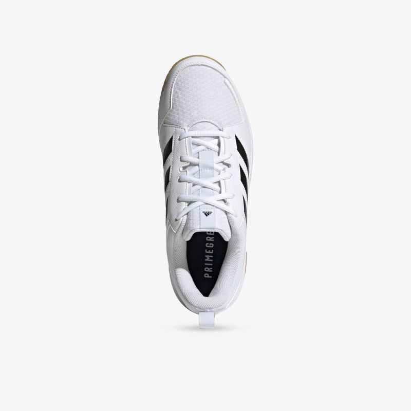 Weißer Sneaker mit moderner Optik und bequemer Passform in klarer Frontansicht