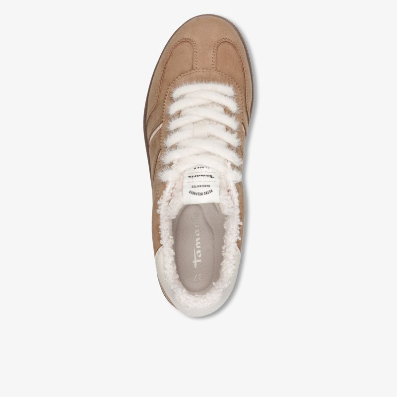 Bequemer Schuh mit weichem Innenfutter und warmer Polsterung, modisch und langlebig gestaltet