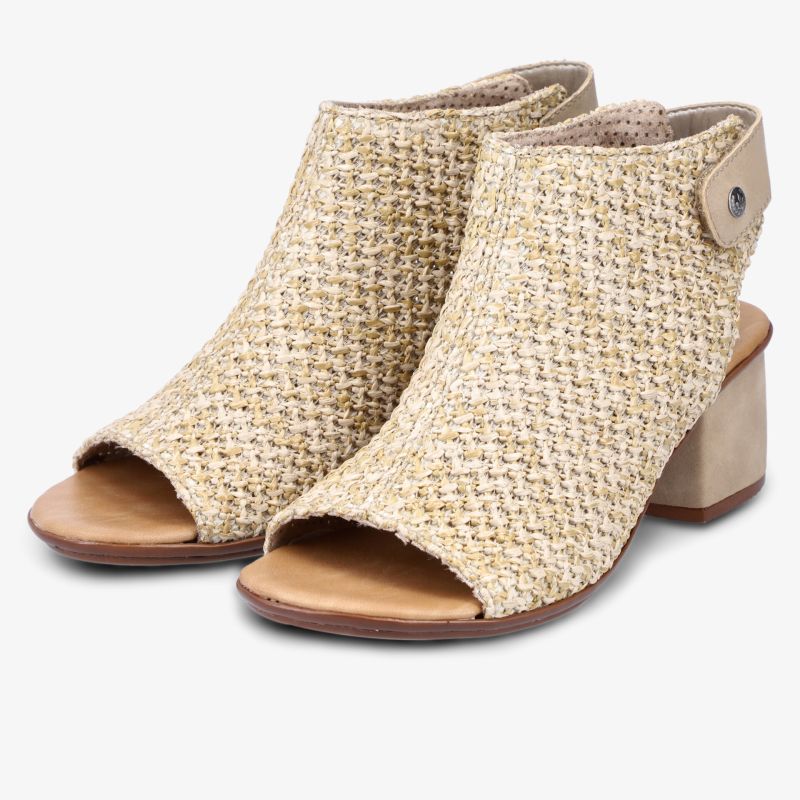 Geflochtene Sandalen mit offenem Zehenbereich und komfortablem Blockabsatz für angenehmes Tragegefühl