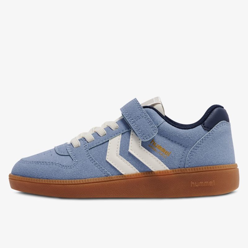 Bequeme und stilvolle Sneaker mit Retro-Design in Blau und brauner Sohle, perfekt für den Alltag.