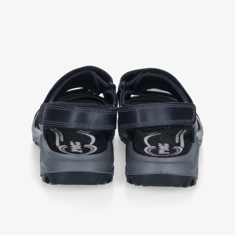 Sportliche Sandalen mit praktischem Klettverschluss und rutschfester Sohle aus der Rückansicht