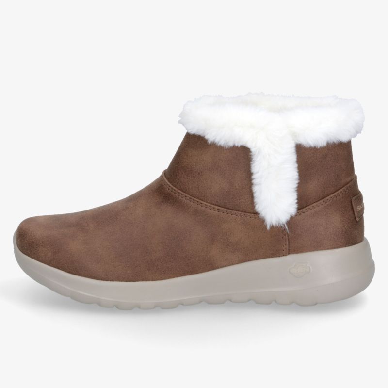 Warmer brauner Winterschuh mit weichem, flauschigem Futter und rutschfester, leichter Sohle für bequemen Tragekomfort