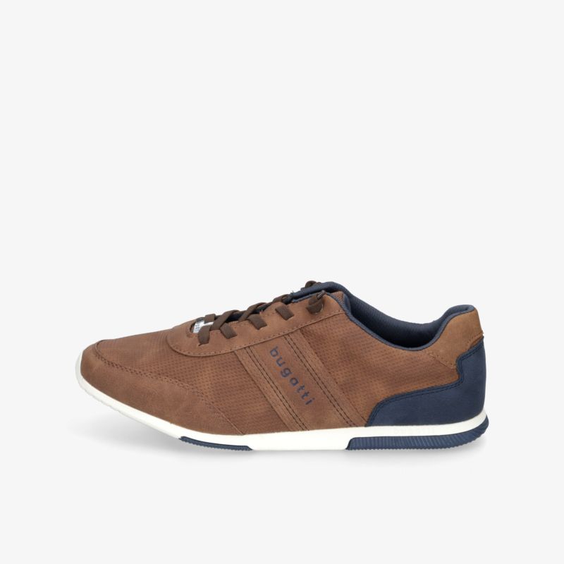 Brauner Sneaker mit komfortabler Passform, atmungsaktivem Material und robusten Schnürsenkeln in Seitenansicht