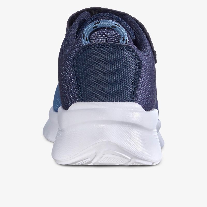 Sportlicher Schuh mit bequemer Passform und rutschfester Sohle, ideales Design für aktive Tage