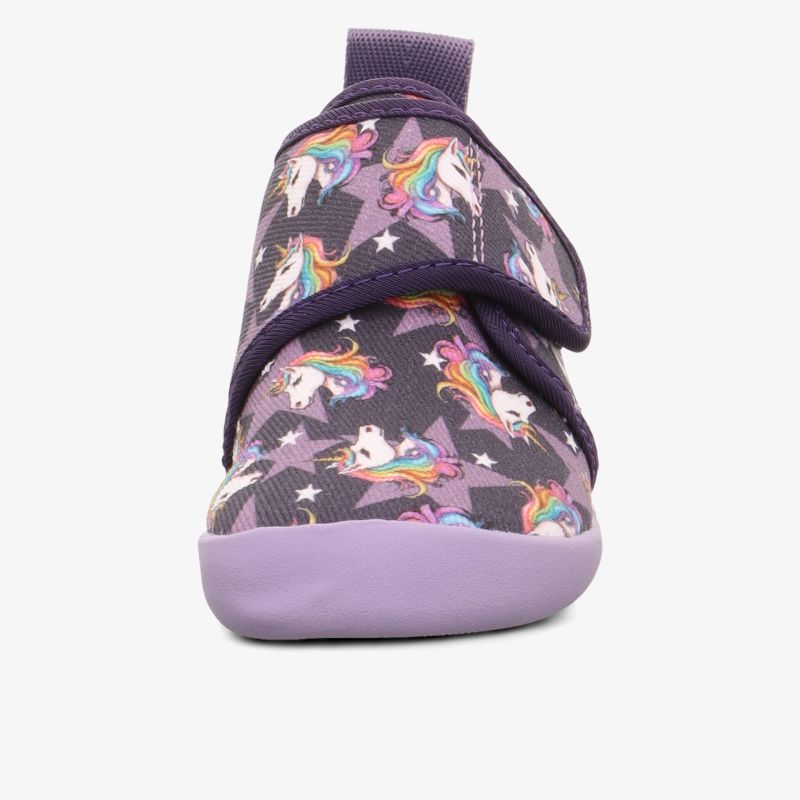 Bequemer Schuh mit Klettverschluss und buntem Einhorn-Print, ideal für komfortables Tragen