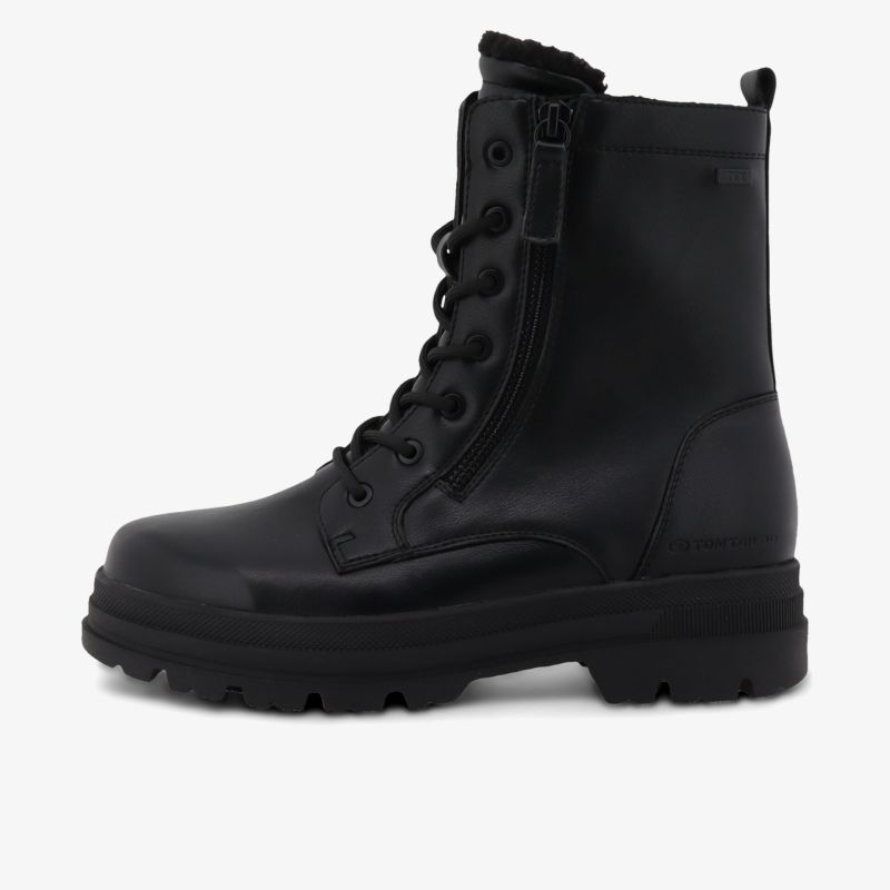 Schwarzer Schnürboots mit markanter Profilsohle, robustem Design und klassischer Silhouette für moderne Looks