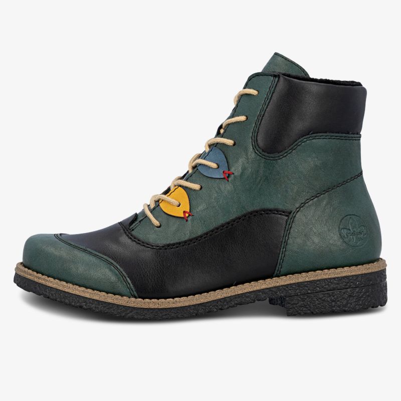 Robuster und stilvoller Schuh mit profilierter Sohle und komfortabler Schnürung für vielseitige Einsatzmöglichkeiten