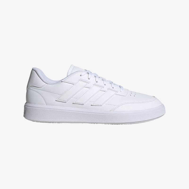 Moderner weißer Sneaker mit minimalistischen Details und sportlichem Design für vielseitigen Einsatz.