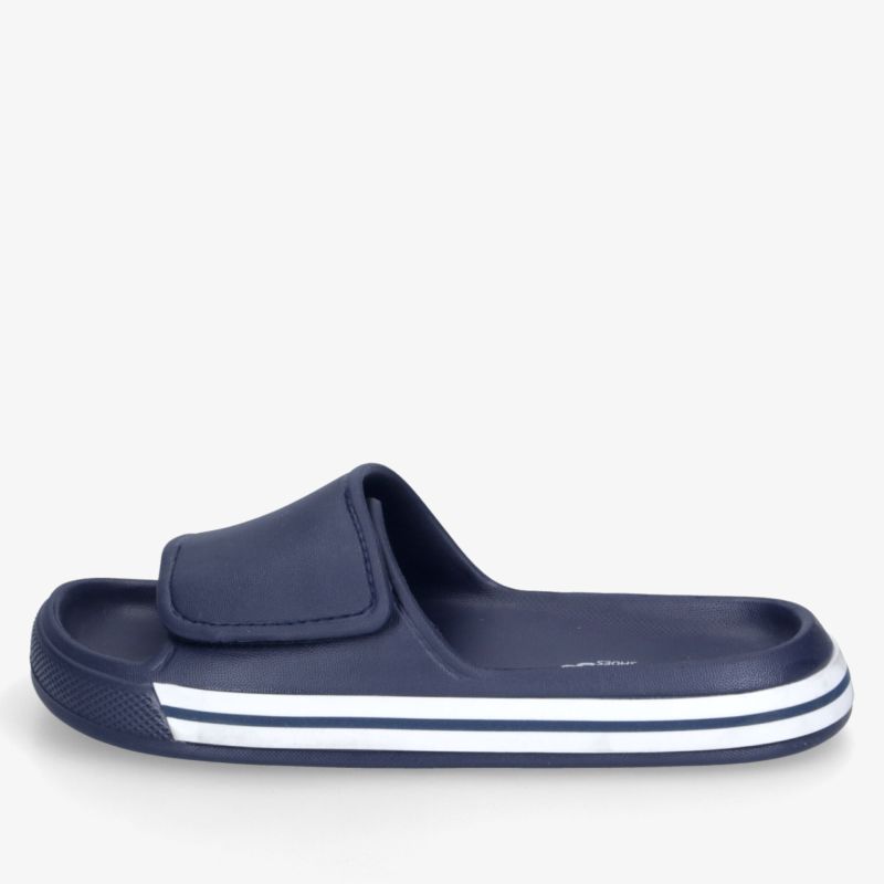 Seitliche Ansicht einer blauen Slide-Sandale mit weicher, rutschfester Sohle und einem verstellbaren Riemen