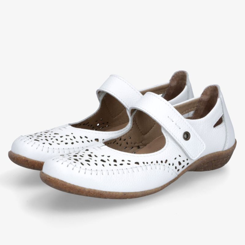 Bequemes weißes Schuhpaar mit verstellbarem Riemen und atmungsaktivem Schlitzdesign für leichten Tragekomfort