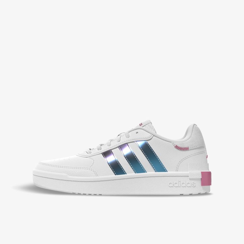 Moderner weißer Sneaker mit blau-orangenen Streifen, ideal für sportlichen und stilvollen Auftritt.