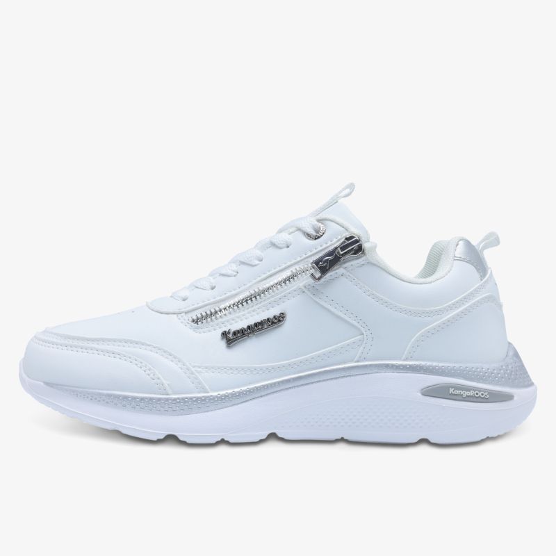 Moderner weißer Sneaker in seitlicher Ansicht mit praktischem Reißverschluss und komfortabler Polsterung