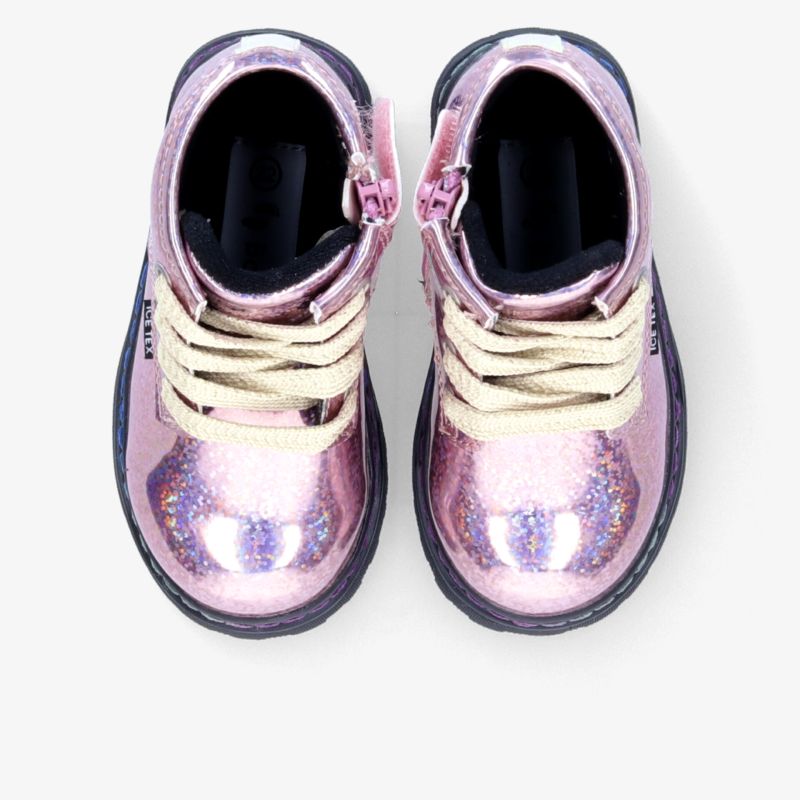 Glitzernde rosa Kinderschuhe mit robustem Design und gepolsterten Innensohlen, perfekt für aktive Kinder
