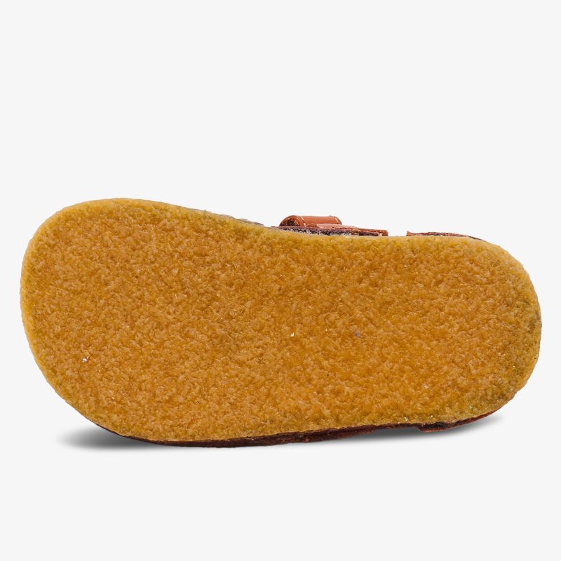 Robuste Schuhsohle mit rutschhemmender Oberfläche für optimalen Halt und Komfort.