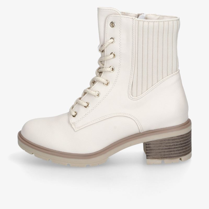 Eleganter weißer Schnürstiefel mit geripptem Schaft, dekorativer Naht und robustem Blockabsatz in schräger Seitenansicht