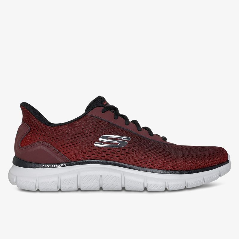 Leichter und atmungsaktiver roter Sneaker mit weißer Sohle für sportlichen Komfort.